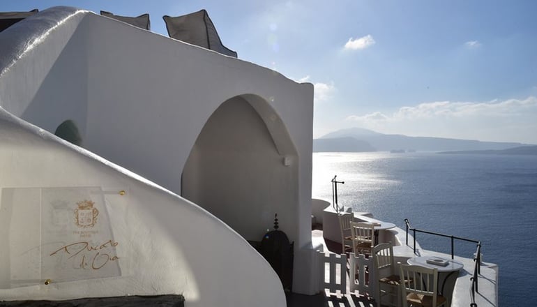 4* Ducato di Oia Santorini