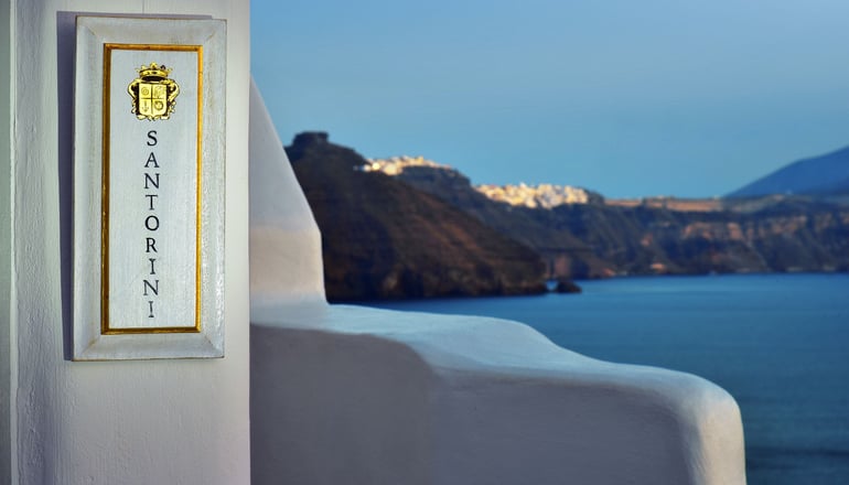 4* Ducato di Oia Santorini