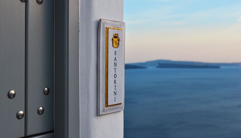 4* Ducato di Oia Santorini