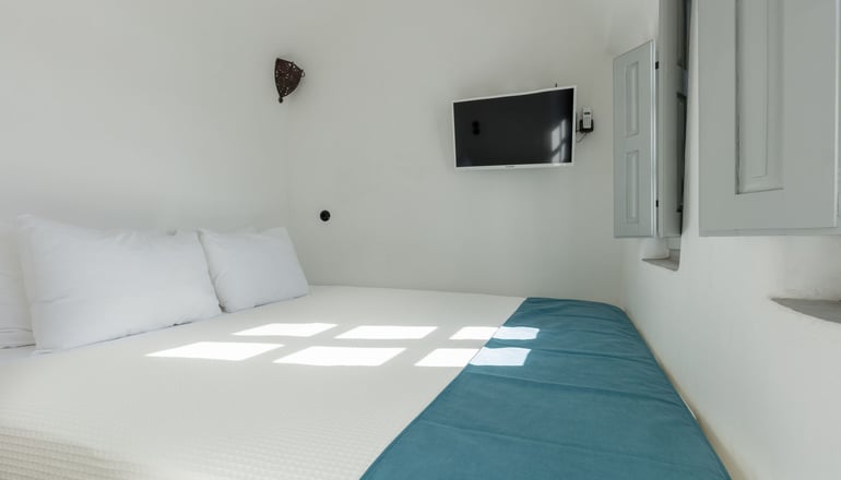 4* Ducato di Oia Santorini