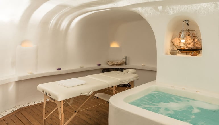 4* Fanari Villas Santorini