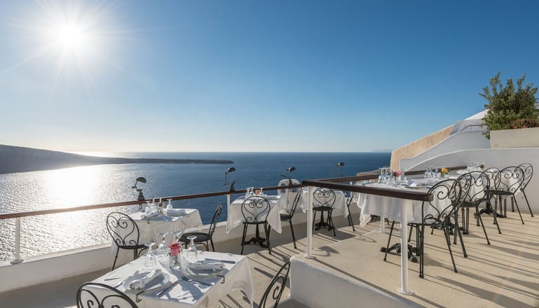 4* Fanari Villas Santorini