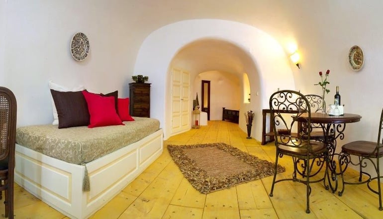 4* Fanari Villas Santorini