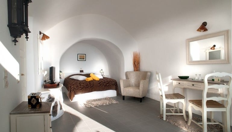 4* Fanari Villas Santorini