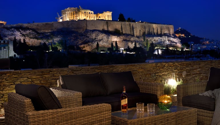 Karyatis Luxury Maisonette by K&K Athens