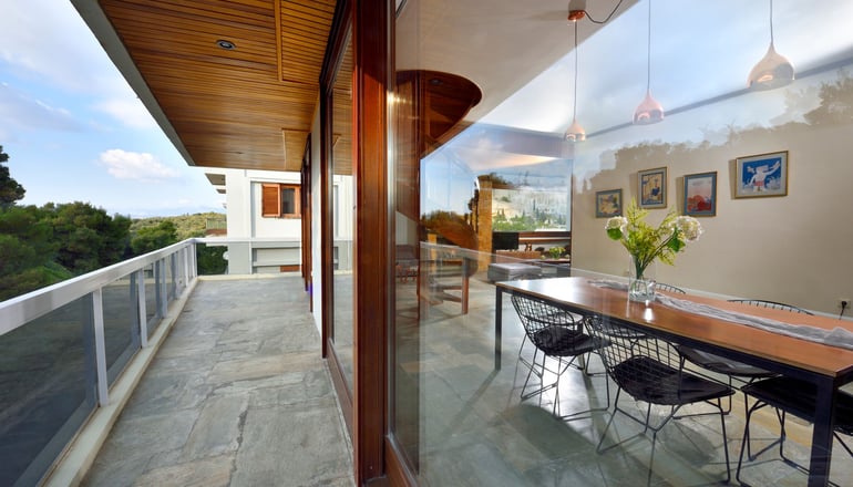 Karyatis Luxury Maisonette by K&K Athens