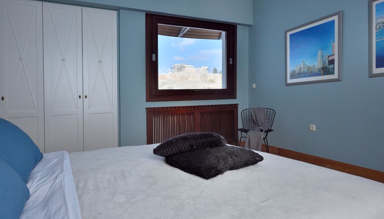 Karyatis Luxury Maisonette by K&K Athens