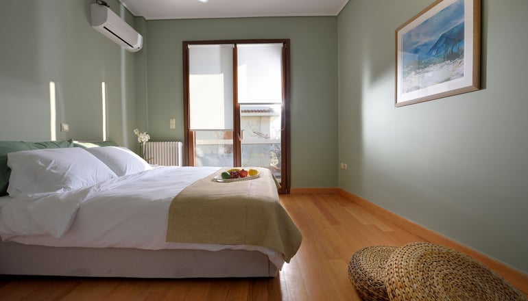 Karyatis Luxury Maisonette by K&K Athens