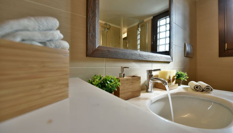 Karyatis Luxury Maisonette by K&K Athens