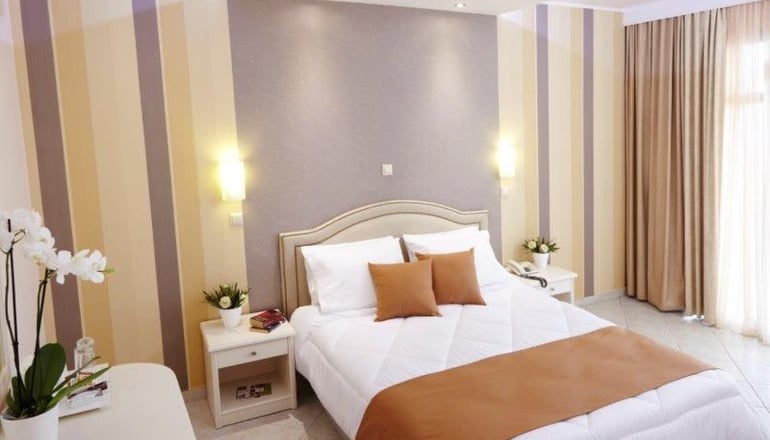 5* Alia Palace