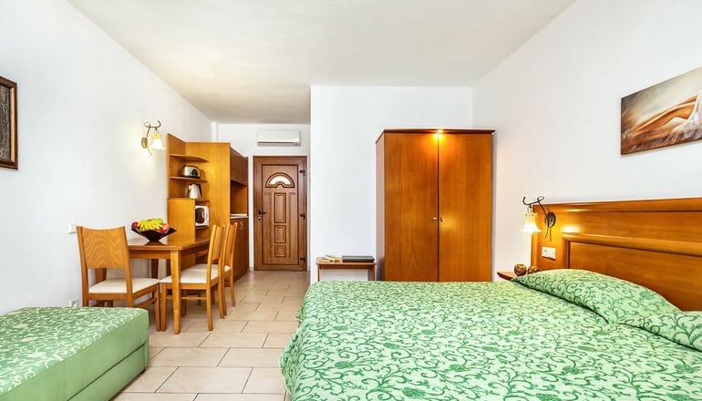 Nereides Hotel - Χανιώτη, Χαλκιδική
