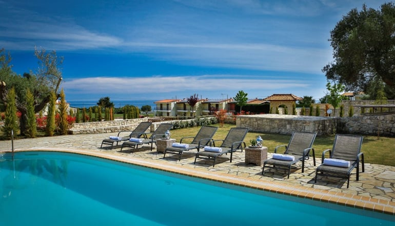 Nefeli Villas & Suites