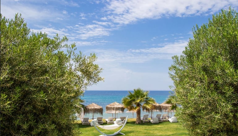 Nefeli Villas & Suites