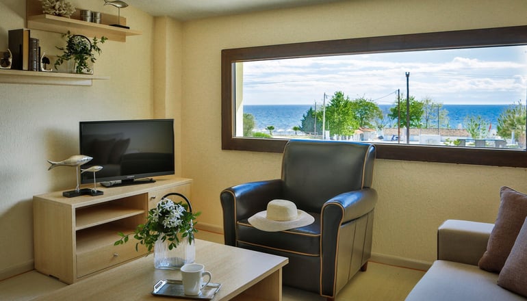Nefeli Villas & Suites