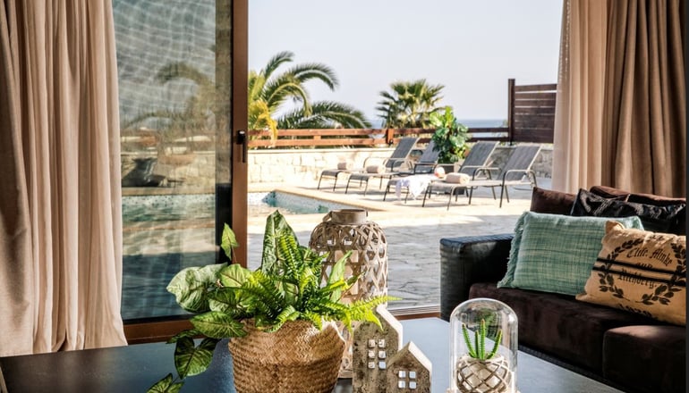Nefeli Villas & Suites