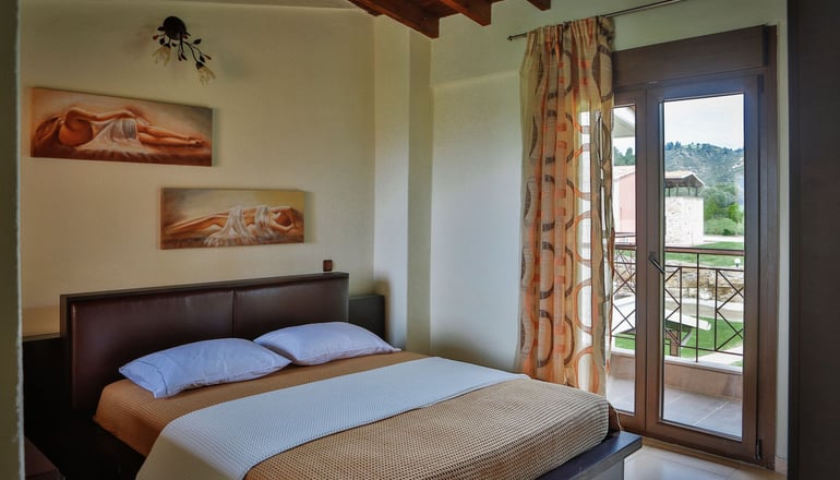 Nefeli Villas & Suites