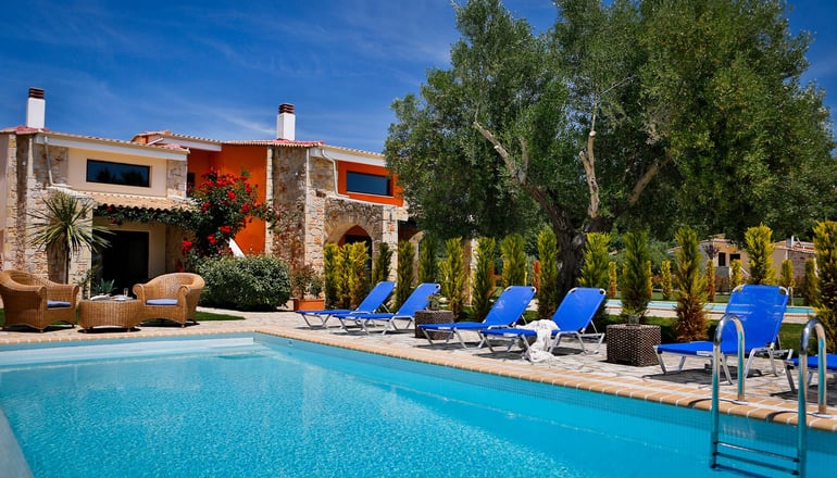 Nefeli Villas & Suites