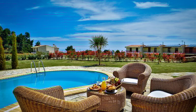 Nefeli Villas & Suites