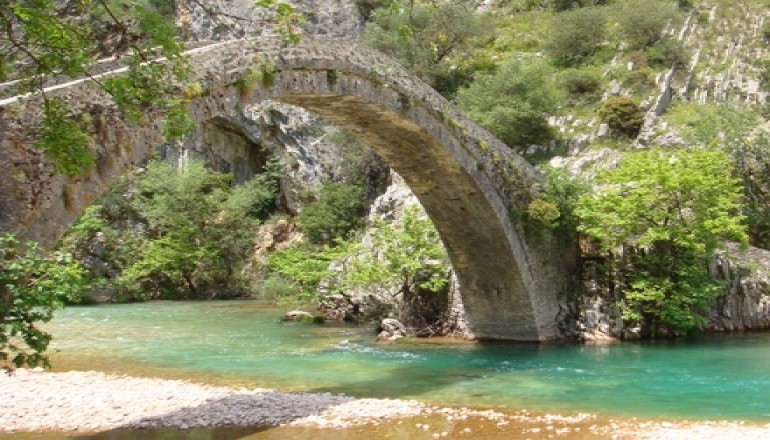 Θέρμιος Απόλλων - Λίμνη Τριχωνίδα