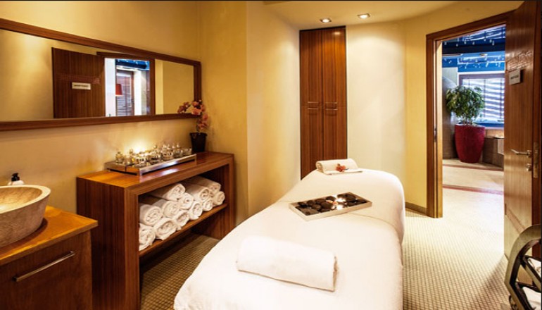 5* Domotel Les Lazaristes Luxury Art Hotel