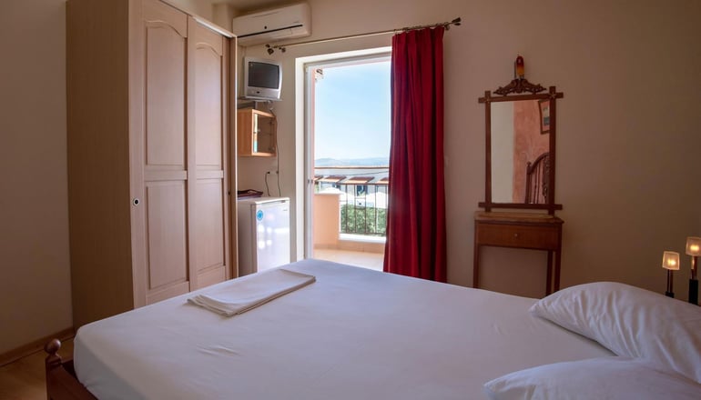 Kleoni Hotel & Apartments Tolo