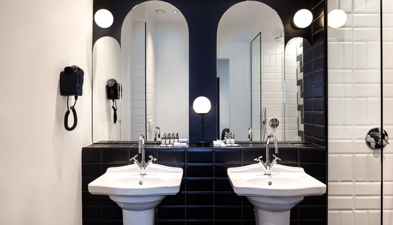 4* Athens One Smart Hotel