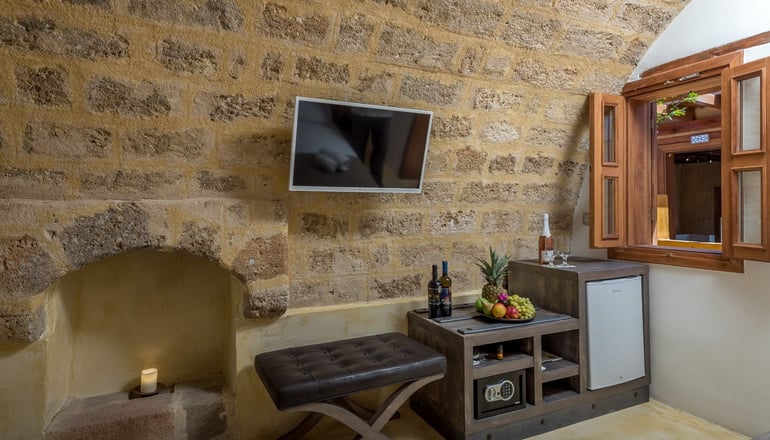 5* 10GR Hotel & Wine Bar - Πόλη, Ρόδος