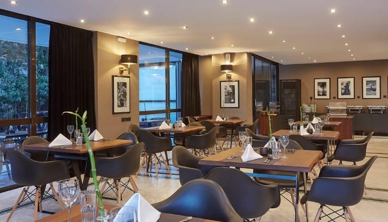 4* Athenian Riviera Hotel & Suites