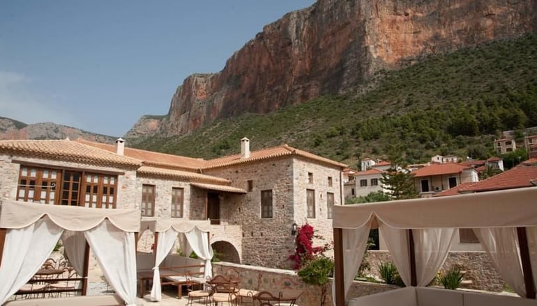 4* Αρχοντικό Χατζηπαναγιώτη