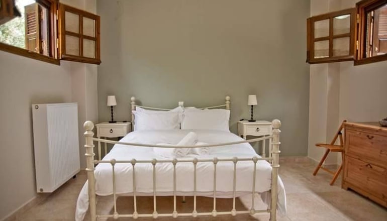 4* Αρχοντικό Χατζηπαναγιώτη