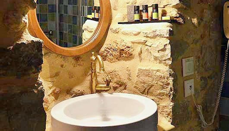 4* Αρχοντικό Χατζηπαναγιώτη