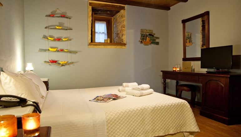 4* Αρχοντικό Χατζηπαναγιώτη