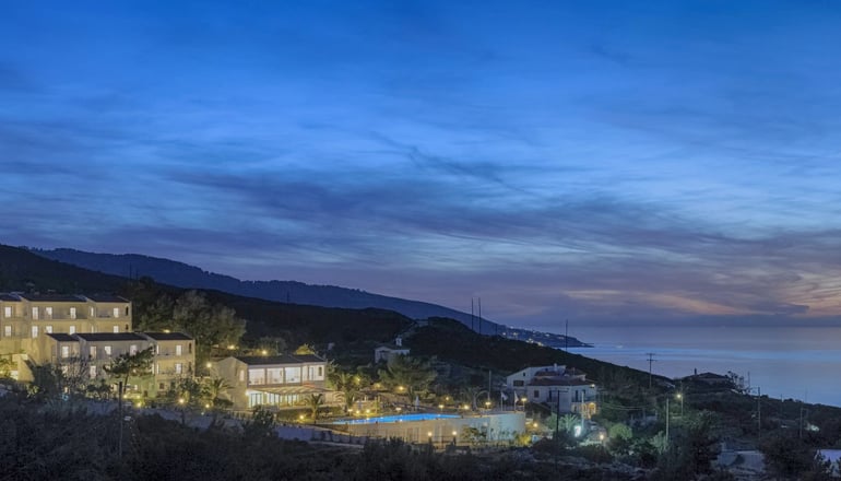 Karras’ Star Hotel - Ικαρία
