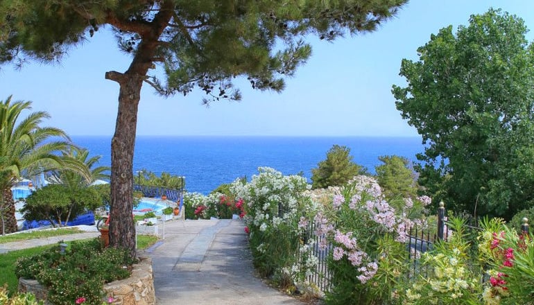 Karras’ Star Hotel - Ικαρία
