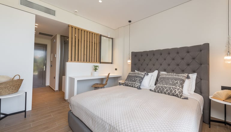 Eptanisos Beachfront Suites