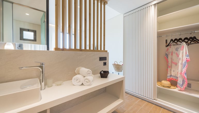 Eptanisos Beachfront Suites