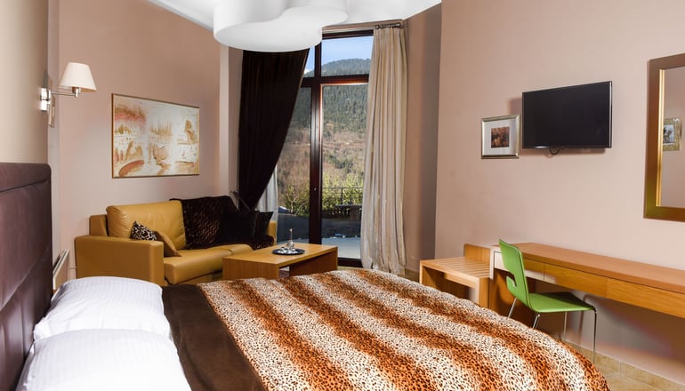 Forest Suites Boutique Hotel