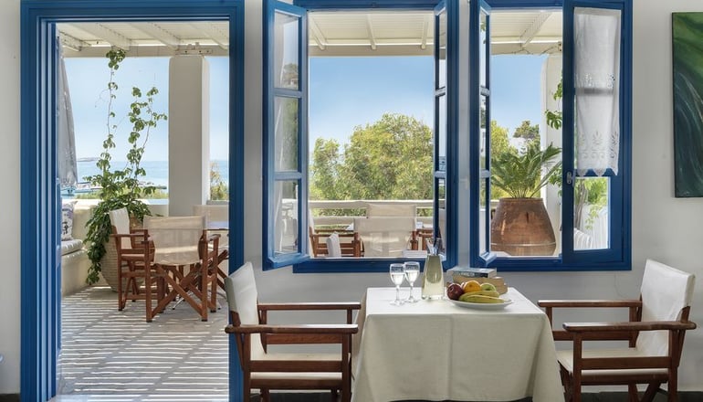 Aloni Hotel - Πίσω Λιβάδι, Πάρος