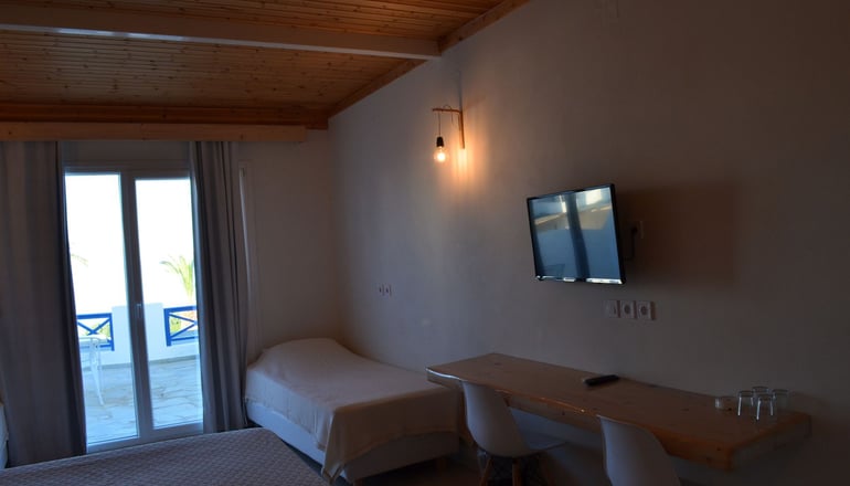 4* Faros Resort Hotel