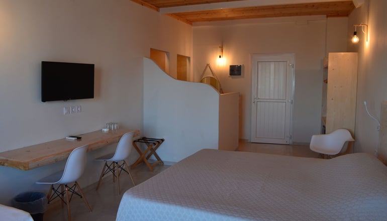 4* Faros Resort Hotel