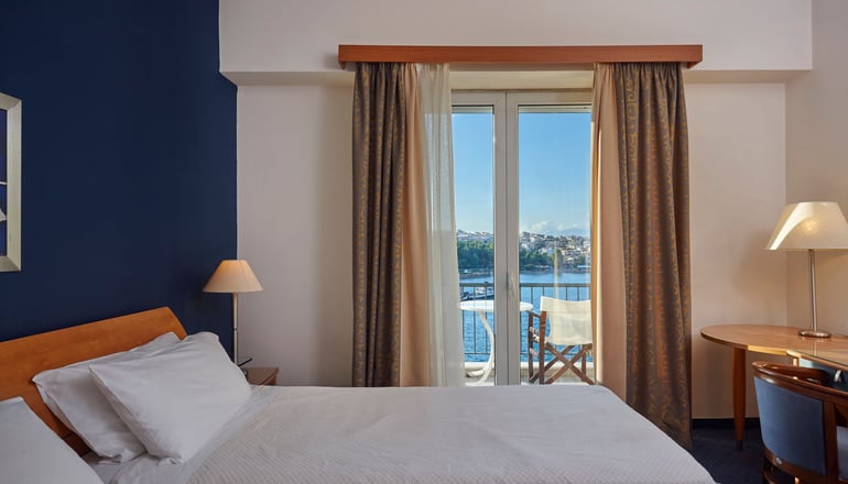 4* Lucy Hotel - Χαλκίδα