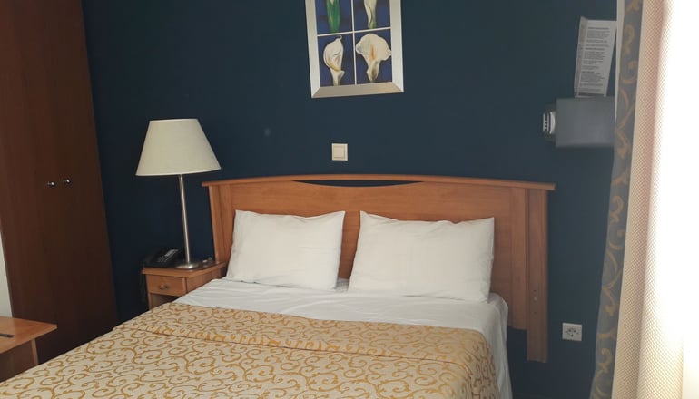 4* Lucy Hotel - Χαλκίδα