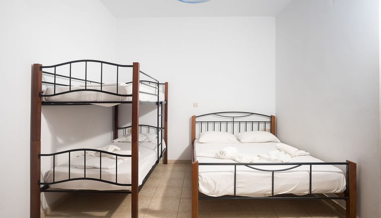 Depis Studios Plaka Naxos