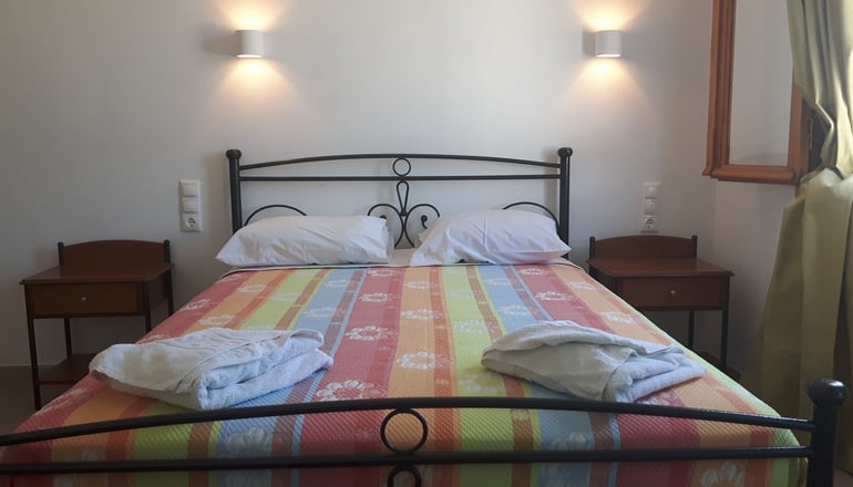 Depis Studios Plaka Naxos