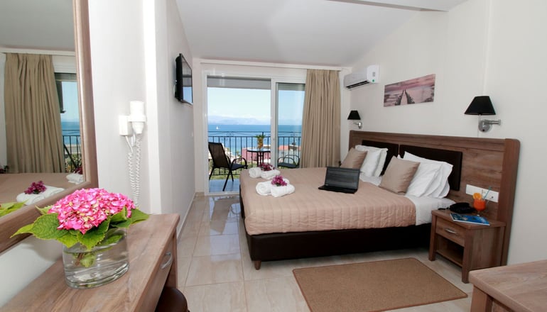 Hotel Yannis - Ύψος, Κέρκυρα