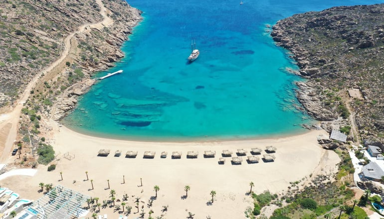 5* Calilo - Παραλία Παπάς, Ίος