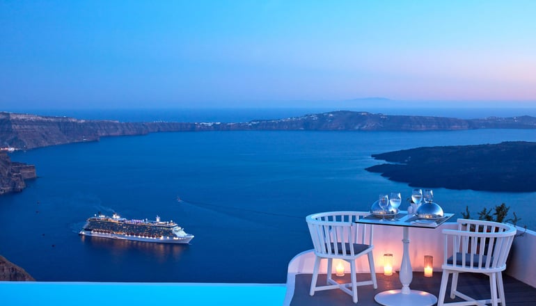 5* Katikies Chromata Santorini / The Leading Hotels of the World - Ημεροβίγλι, Σαντορίνη