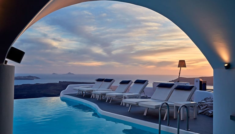 5* Katikies Chromata Santorini - The Leading Hotels of the World