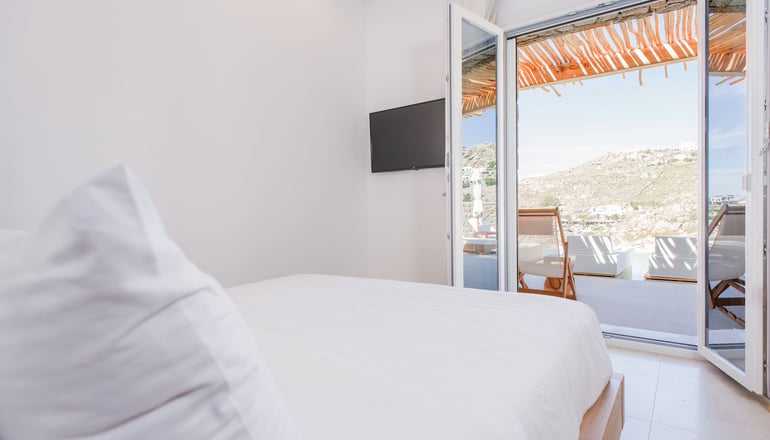 Super Paradise Suites - Μύκονος