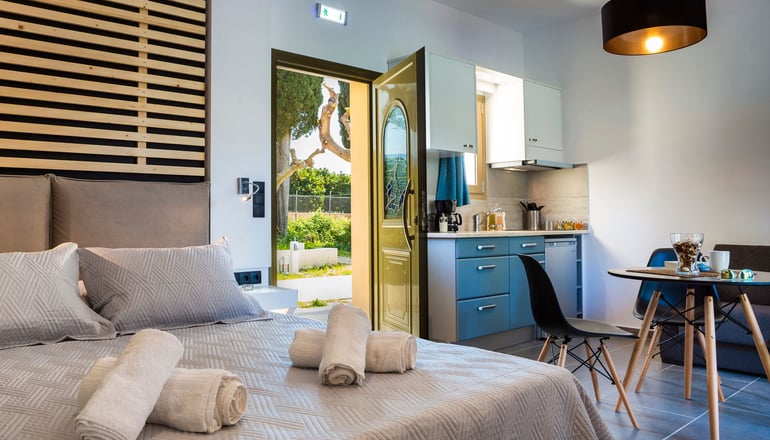 Cypress Garden Villas - Σβορωνάτα, Κεφαλονιά